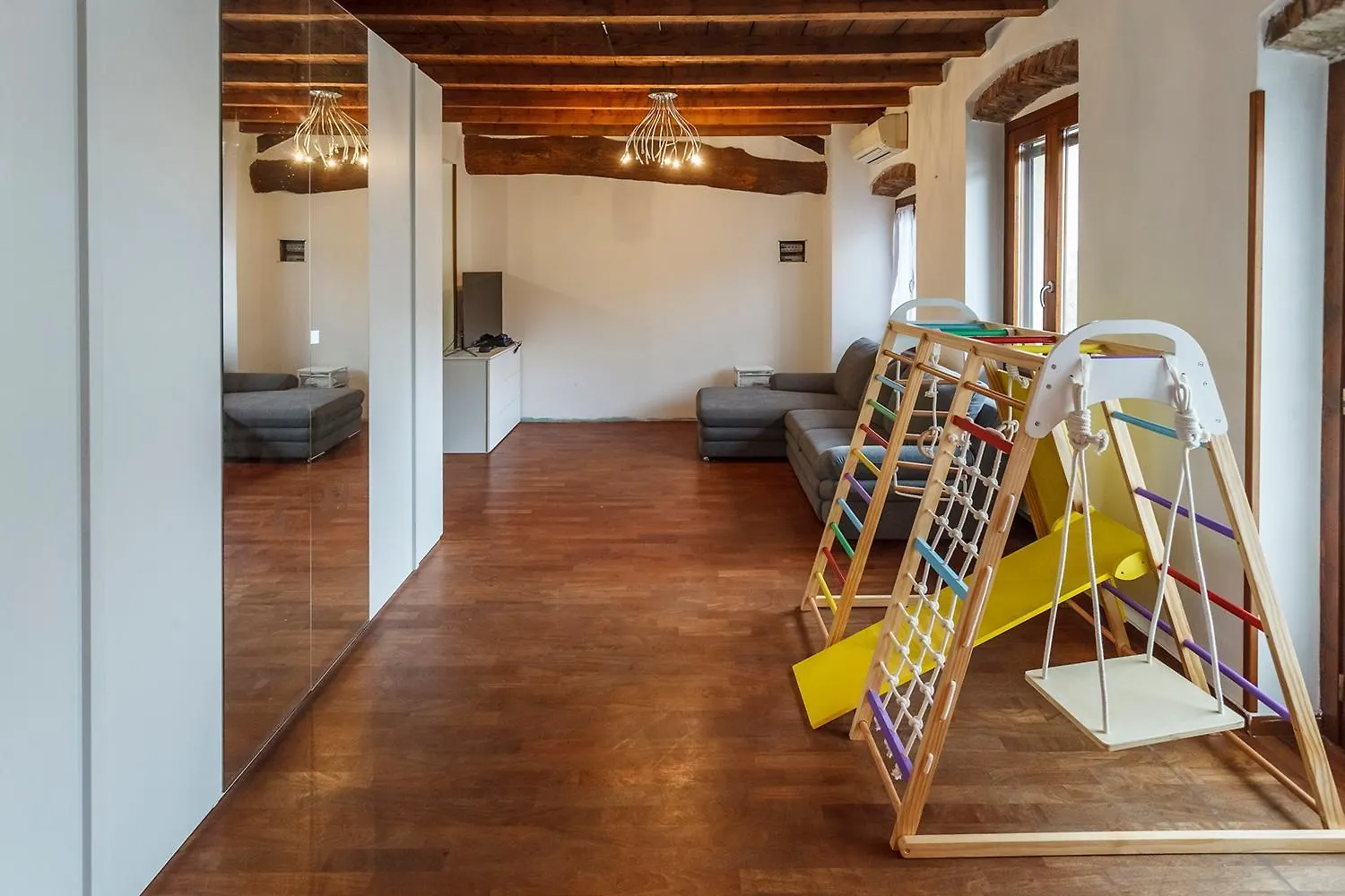 Villa Edificio Storico In Bg Centro Con Area Esterna Privata Bergamo Italy
